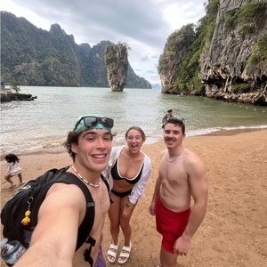 Meet your Posher, Andrew